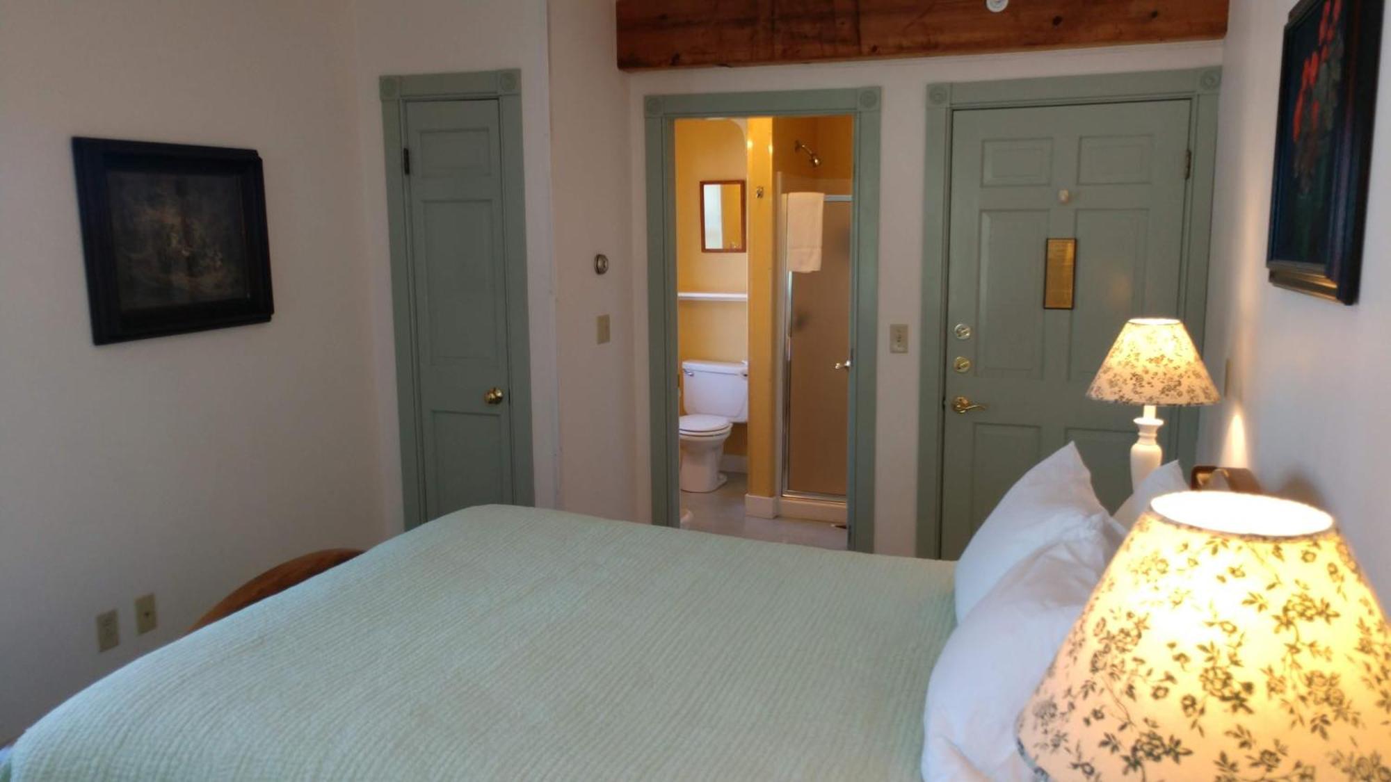 Maple Hill Farm Inn Огаста Номер фото